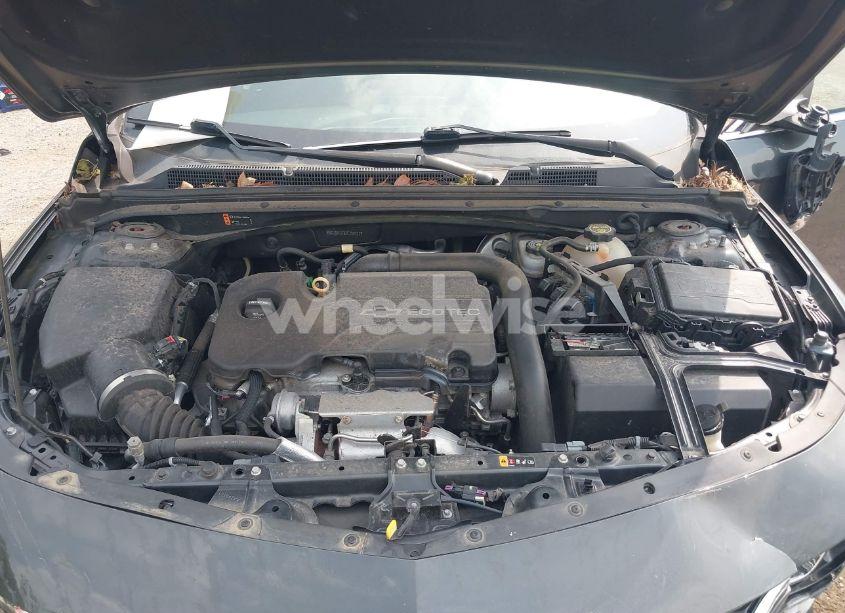 Photo 10 of 2018 Chevrolet Malibu LT (VIN 1G1ZD5ST8JF130521)