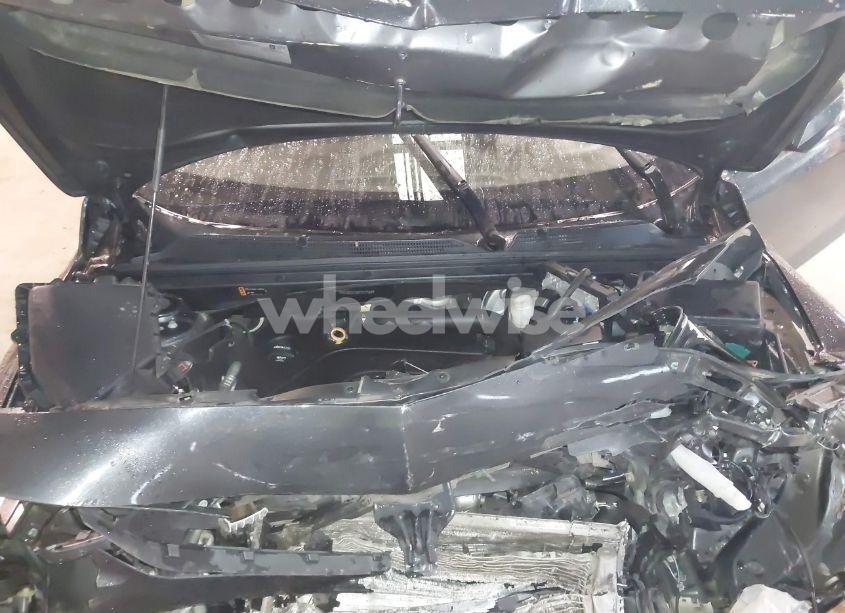 Photo 10 of 2018 Chevrolet Malibu LT (VIN 1G1ZD5ST8JF137985)