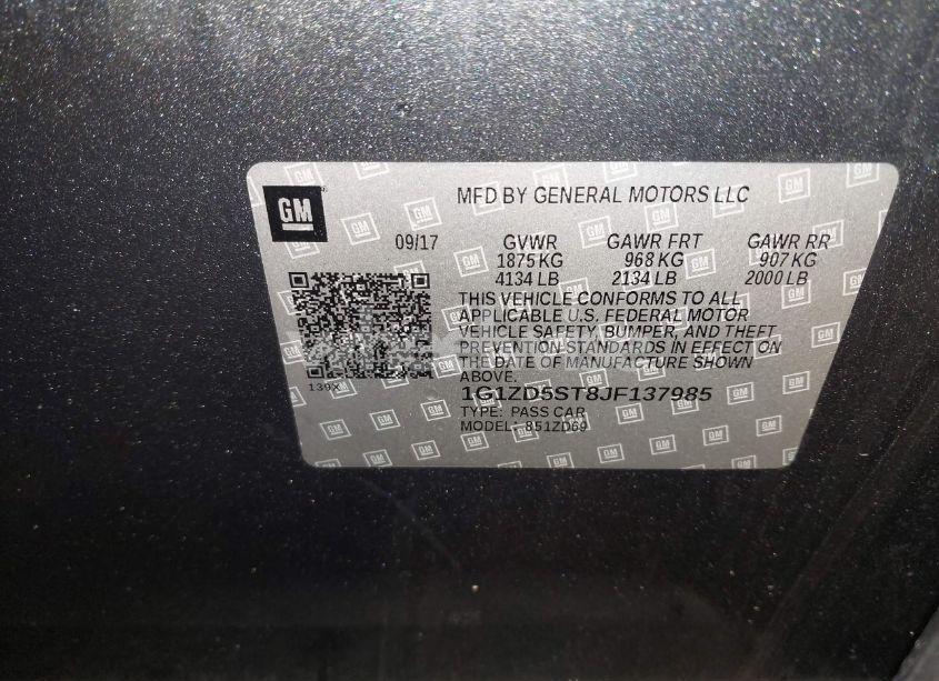 Photo 9 of 2018 Chevrolet Malibu LT (VIN 1G1ZD5ST8JF137985)