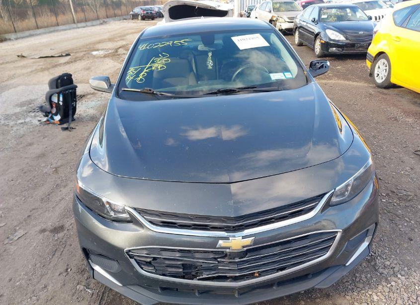 Photo 12 of 2018 Chevrolet Malibu LT (VIN 1G1ZD5ST8JF149571)
