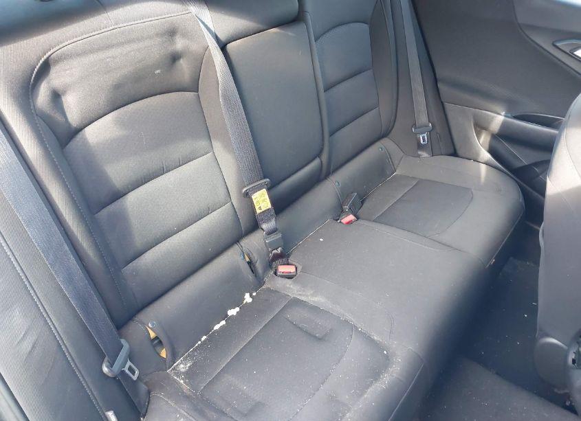 Photo 8 of 2018 Chevrolet Malibu LT (VIN 1G1ZD5ST8JF149571)