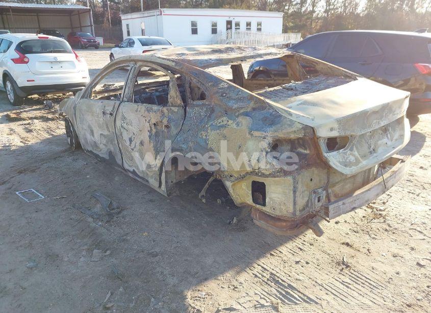 Photo 3 of 2018 Chevrolet Malibu LT (VIN 1G1ZD5ST8JF166094)