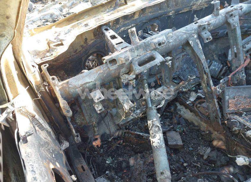 Photo 7 of 2018 Chevrolet Malibu LT (VIN 1G1ZD5ST8JF166094)