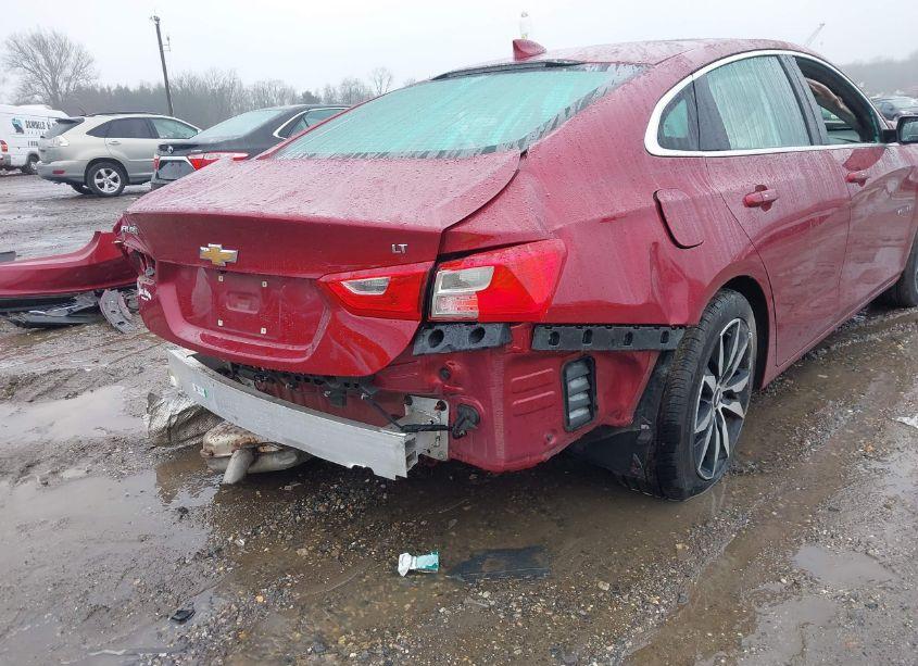 Photo 19 of 2018 Chevrolet Malibu LT (VIN 1G1ZD5ST8JF166502)