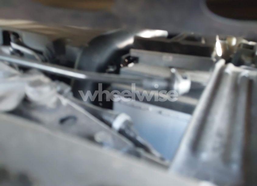 Photo 10 of 2018 Chevrolet Malibu LT (VIN 1G1ZD5ST8JF172235)