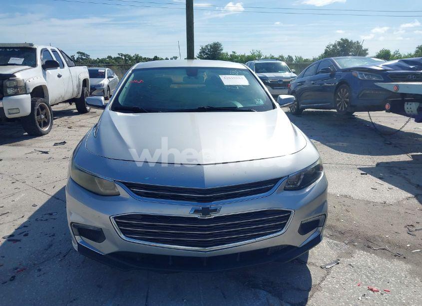 Photo 12 of 2018 Chevrolet Malibu LT (VIN 1G1ZD5ST8JF173823)