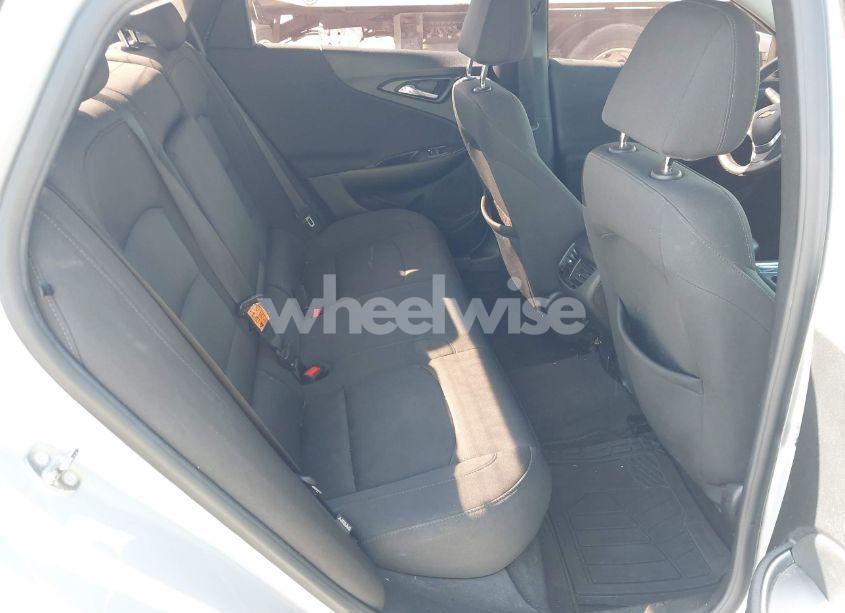 Photo 8 of 2018 Chevrolet Malibu LT (VIN 1G1ZD5ST8JF173823)