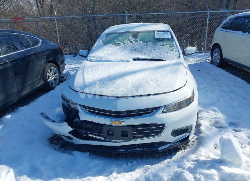 Photo 12 of 2018 Chevrolet Malibu LT (VIN 1G1ZD5ST8JF206769)