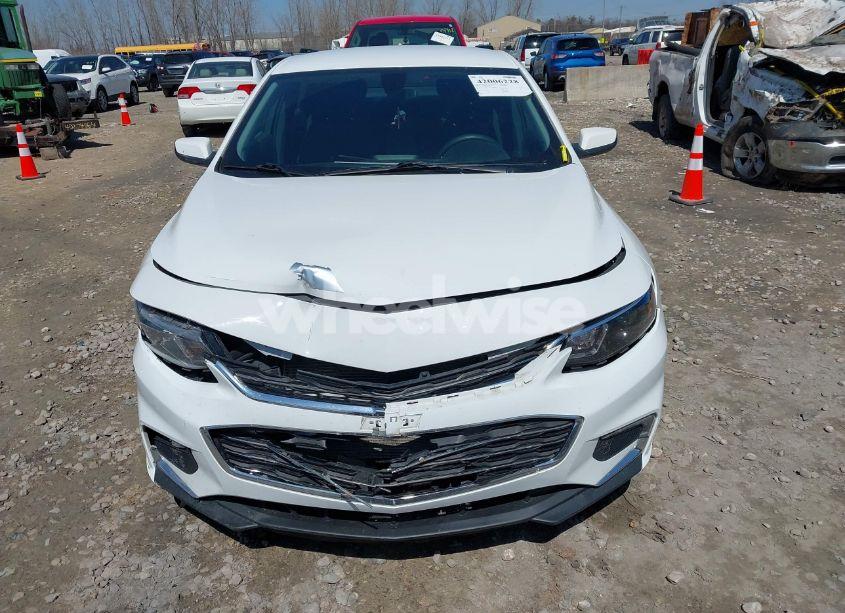 Photo 12 of 2018 Chevrolet Malibu LT (VIN 1G1ZD5ST8JF208361)