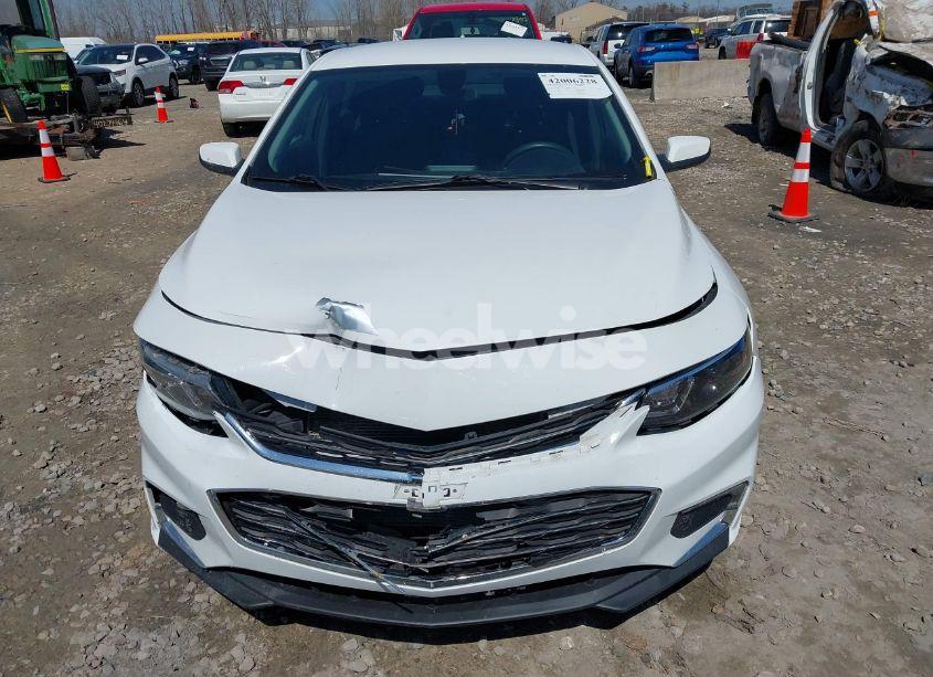 Photo 6 of 2018 Chevrolet Malibu LT (VIN 1G1ZD5ST8JF208361)