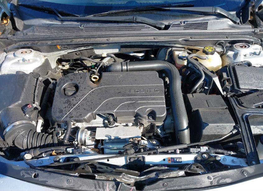 Photo 10 of 2018 Chevrolet Malibu LT (VIN 1G1ZD5ST8JF229436)