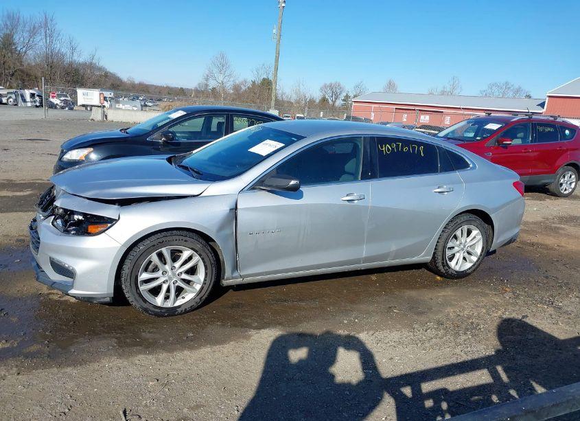 Photo 14 of 2018 Chevrolet Malibu LT (VIN 1G1ZD5ST8JF229436)