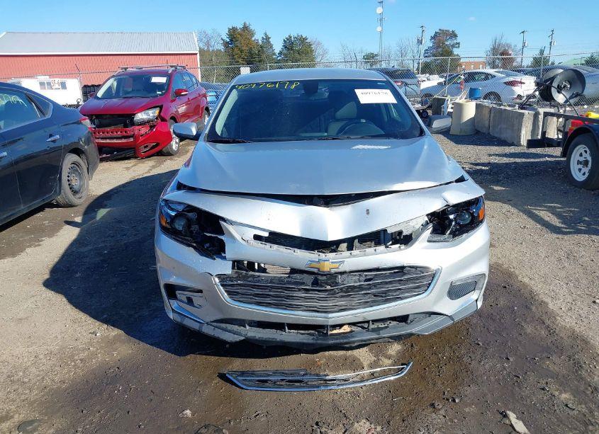 Photo 6 of 2018 Chevrolet Malibu LT (VIN 1G1ZD5ST8JF229436)