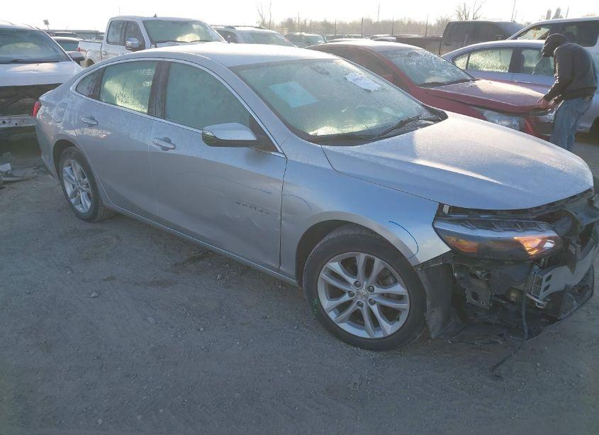 2018 Chevrolet Malibu LT (VIN 1G1ZD5ST8JF232689) main photo