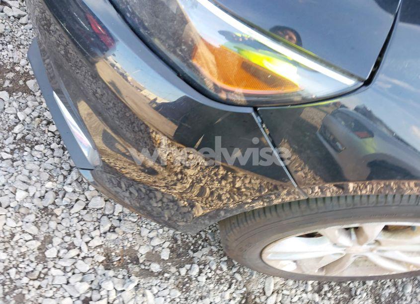 Photo 18 of 2018 Chevrolet Malibu LT (VIN 1G1ZD5ST8JF232806)