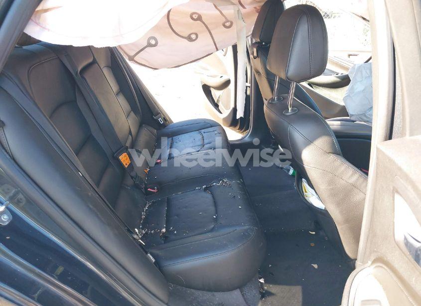 Photo 8 of 2018 Chevrolet Malibu LT (VIN 1G1ZD5ST8JF242266)