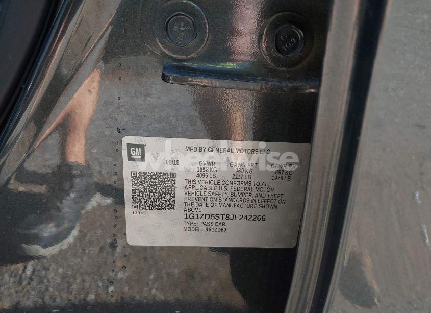 Photo 9 of 2018 Chevrolet Malibu LT (VIN 1G1ZD5ST8JF242266)