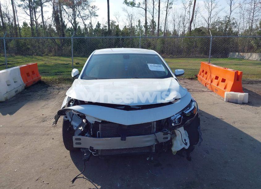 Photo 12 of 2018 Chevrolet Malibu LT (VIN 1G1ZD5ST8JF249797)