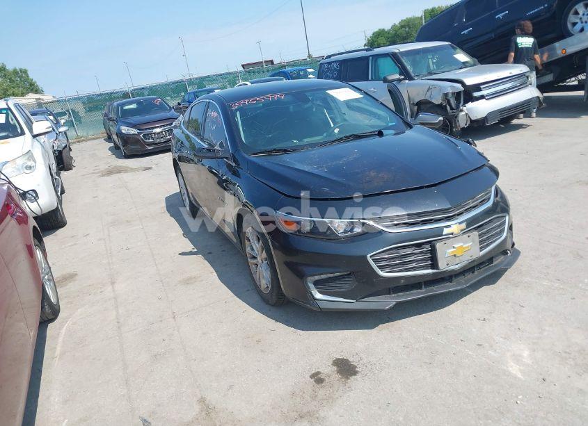 2018 Chevrolet Malibu LT (VIN 1G1ZD5ST8JF262467) main photo