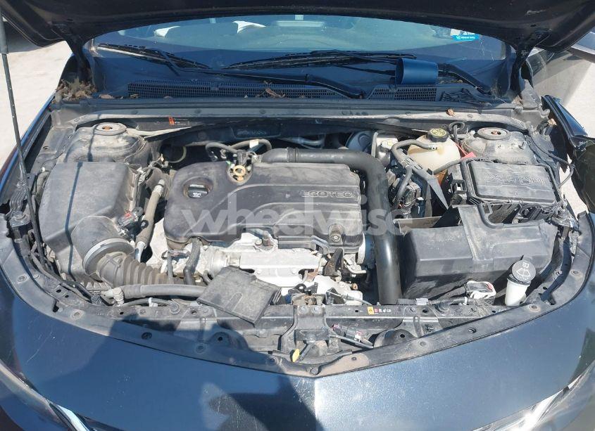 Photo 10 of 2018 Chevrolet Malibu LT (VIN 1G1ZD5ST8JF262467)