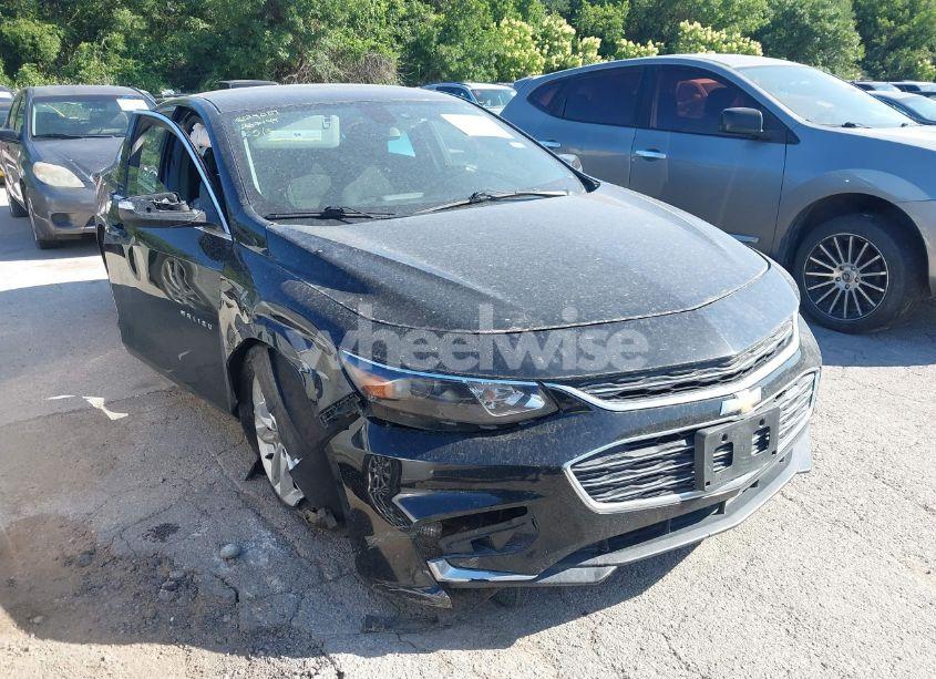 2018 Chevrolet Malibu LT (VIN 1G1ZD5ST8JF267149) main photo
