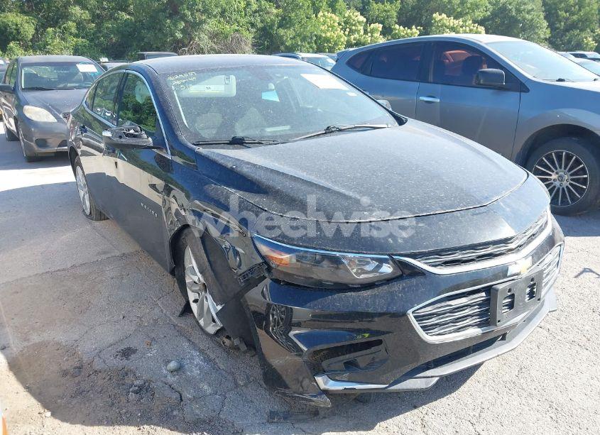 Photo 6 of 2018 Chevrolet Malibu LT (VIN 1G1ZD5ST8JF267149)
