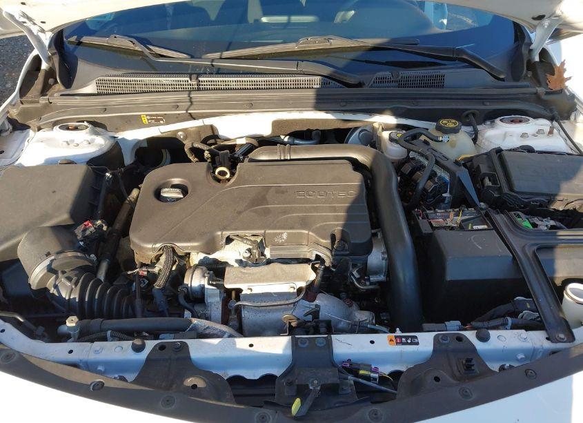 Photo 10 of 2018 Chevrolet Malibu LT (VIN 1G1ZD5ST8JF272755)