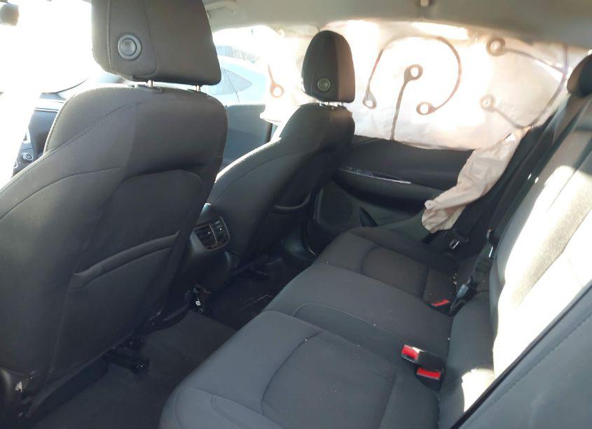 Photo 8 of 2018 Chevrolet Malibu LT (VIN 1G1ZD5ST8JF272755)