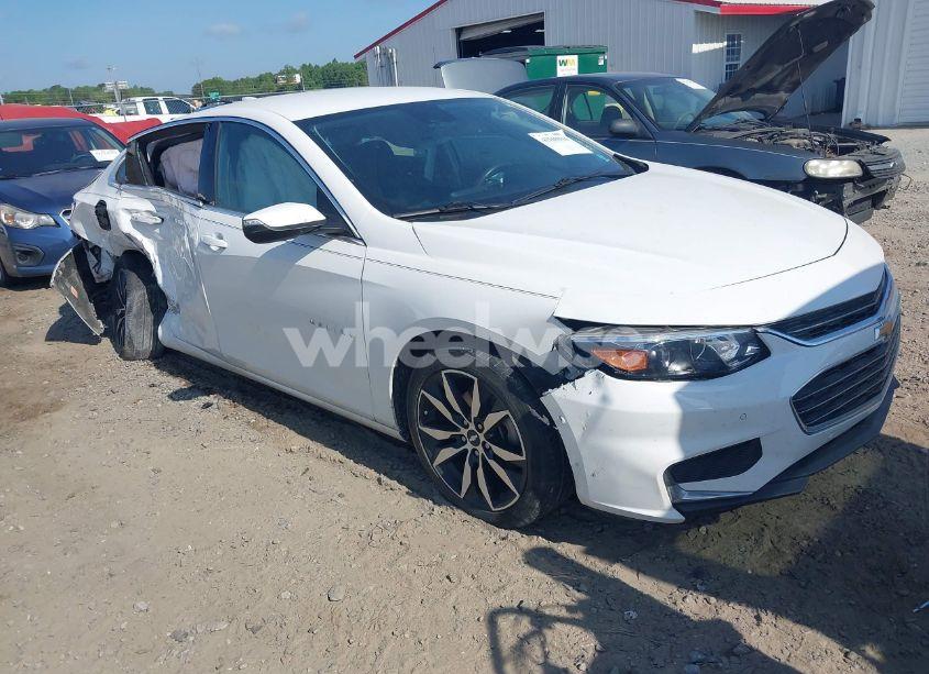 2018 Chevrolet Malibu LT (VIN 1G1ZD5ST8JF278944) main photo