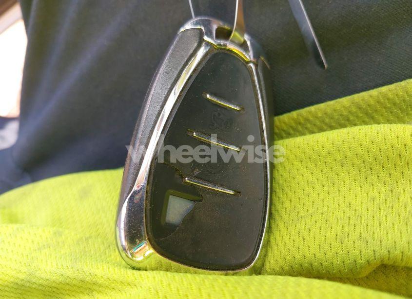 Photo 11 of 2018 Chevrolet Malibu LT (VIN 1G1ZD5ST8JF278944)