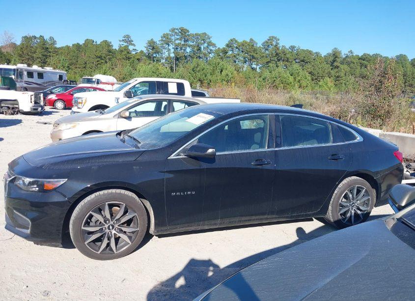 Photo 14 of 2018 Chevrolet Malibu LT (VIN 1G1ZD5ST8JF280192)