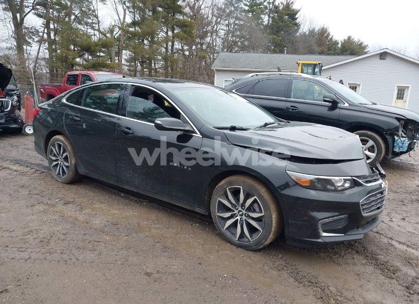 2018 Chevrolet Malibu LT (VIN 1G1ZD5ST8JF285103) main photo