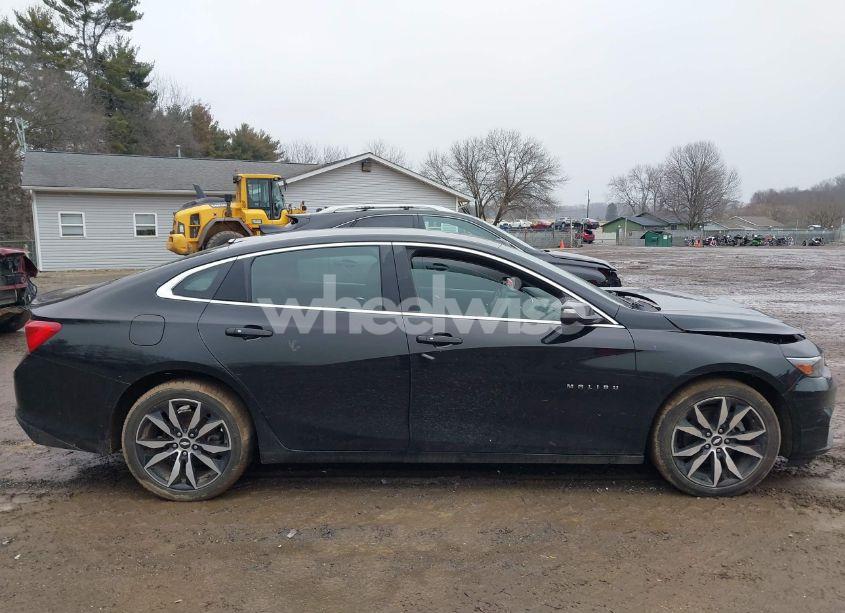 Photo 13 of 2018 Chevrolet Malibu LT (VIN 1G1ZD5ST8JF285103)