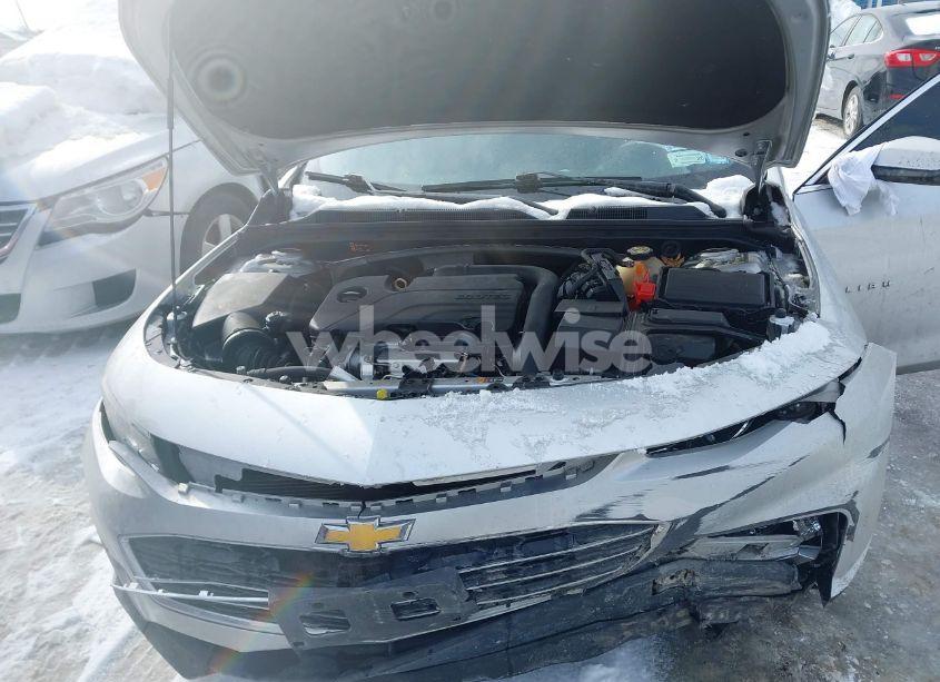 Photo 10 of 2018 Chevrolet Malibu LT (VIN 1G1ZD5ST8JF289040)