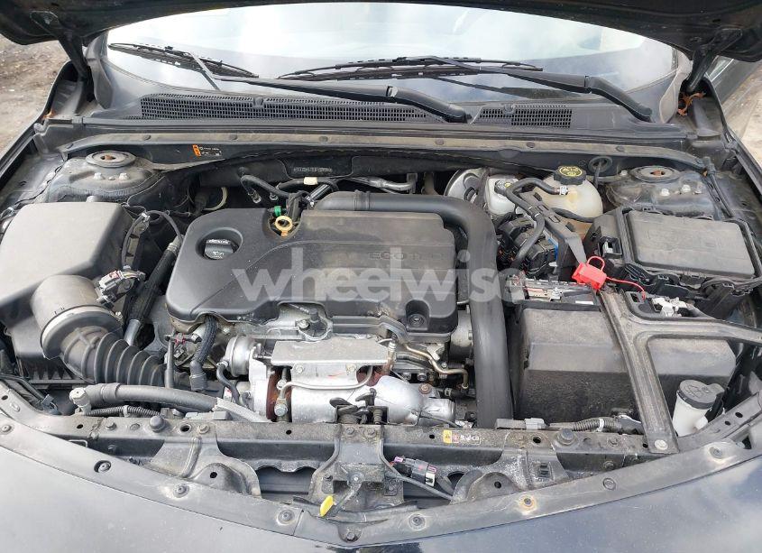 Photo 10 of 2018 Chevrolet Malibu LT (VIN 1G1ZD5ST8JF289149)