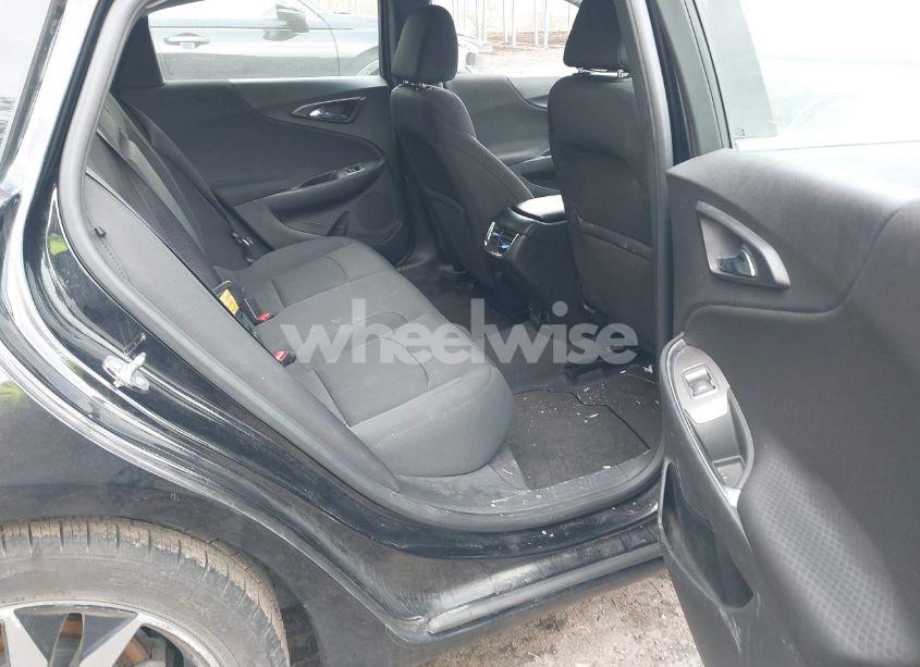 Photo 8 of 2018 Chevrolet Malibu LT (VIN 1G1ZD5ST8JF289149)