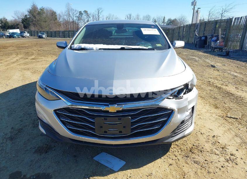 Photo 12 of 2019 Chevrolet Malibu LT (VIN 1G1ZD5ST8KF105331)