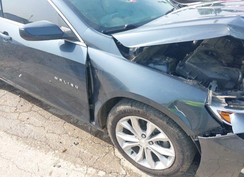 Photo 17 of 2019 Chevrolet Malibu LT (VIN 1G1ZD5ST8KF157834)