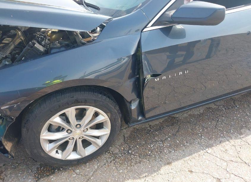 Photo 18 of 2019 Chevrolet Malibu LT (VIN 1G1ZD5ST8KF157834)