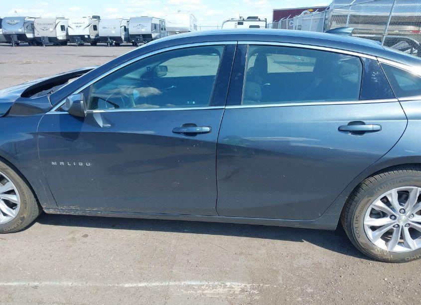 Photo 14 of 2019 Chevrolet Malibu LT (VIN 1G1ZD5ST8KF167392)