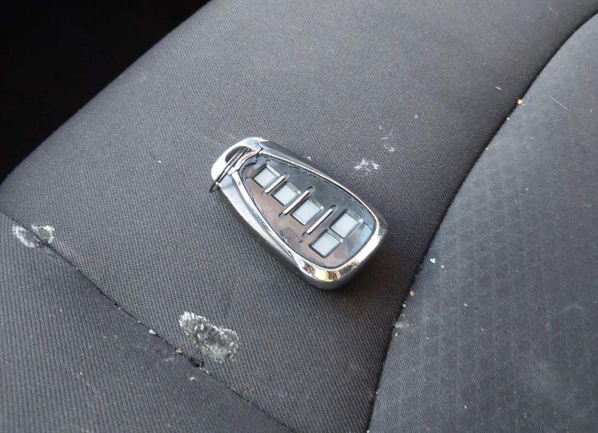 Photo 11 of 2019 Chevrolet Malibu LT (VIN 1G1ZD5ST8KF170650)