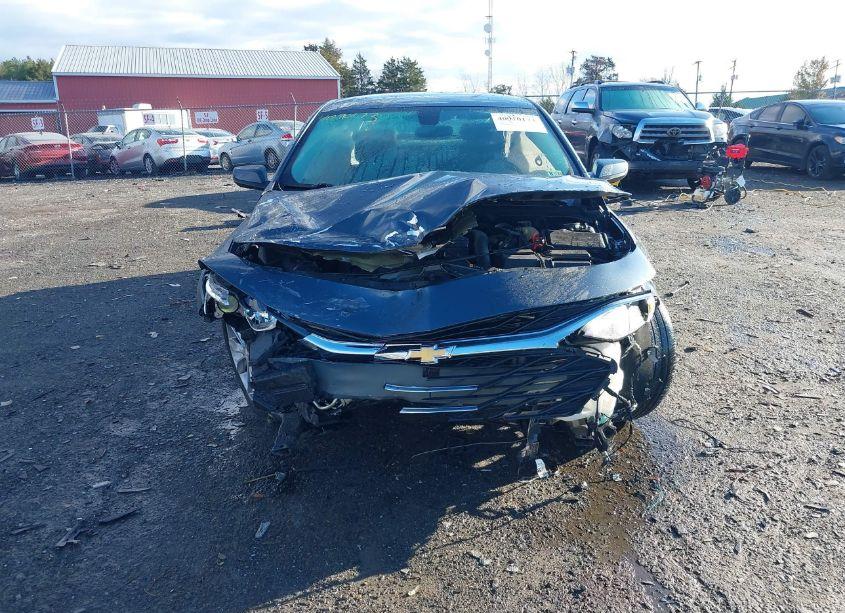Photo 13 of 2019 Chevrolet Malibu LT (VIN 1G1ZD5ST8KF170650)