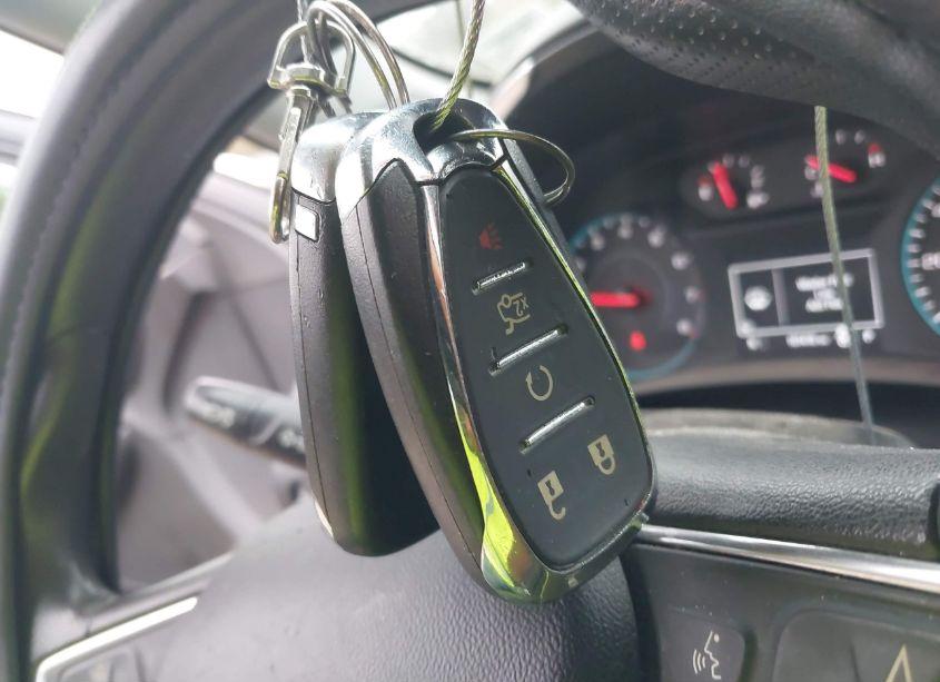 Photo 11 of 2019 Chevrolet Malibu LT (VIN 1G1ZD5ST8KF171653)