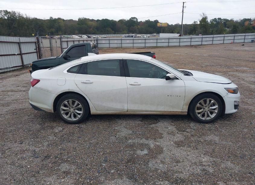 Photo 14 of 2019 Chevrolet Malibu LT (VIN 1G1ZD5ST8KF171653)