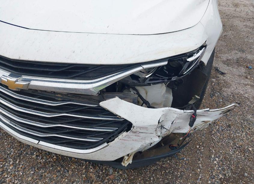Photo 20 of 2019 Chevrolet Malibu LT (VIN 1G1ZD5ST8KF171653)