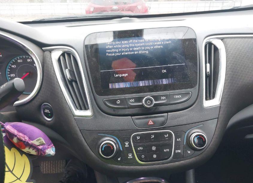Photo 21 of 2019 Chevrolet Malibu LT (VIN 1G1ZD5ST8KF171653)