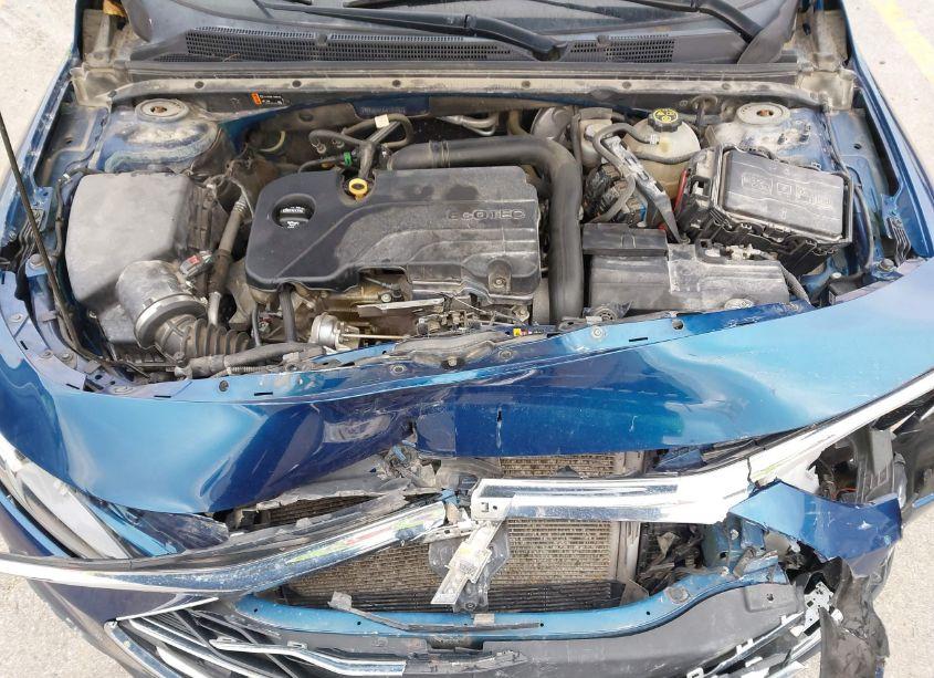 Photo 10 of 2019 Chevrolet Malibu LT (VIN 1G1ZD5ST8KF180448)