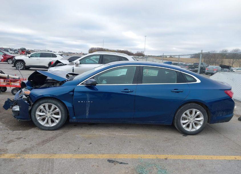 Photo 14 of 2019 Chevrolet Malibu LT (VIN 1G1ZD5ST8KF180448)