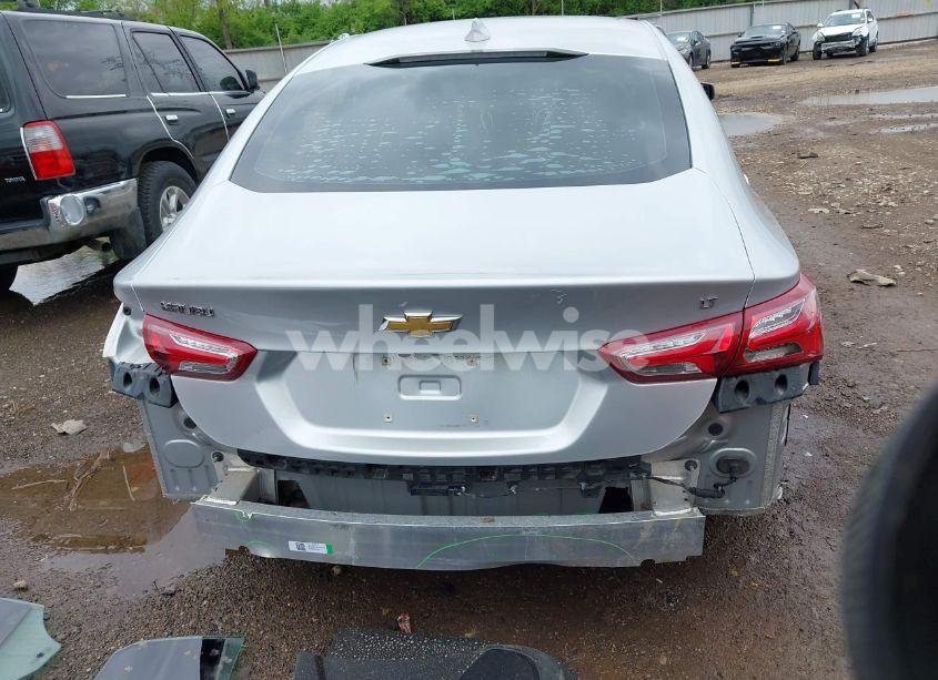 Photo 17 of 2019 Chevrolet Malibu LT (VIN 1G1ZD5ST8KF204974)