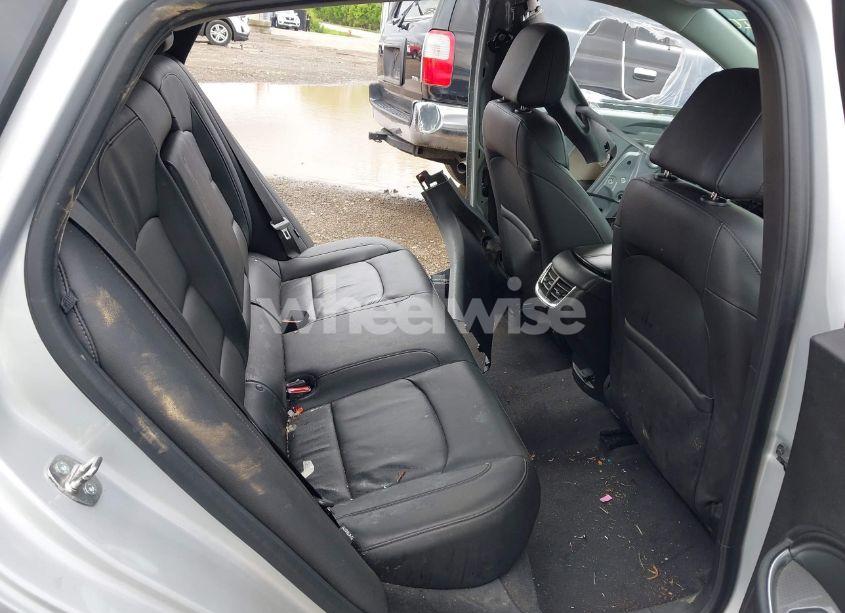 Photo 8 of 2019 Chevrolet Malibu LT (VIN 1G1ZD5ST8KF204974)